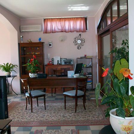 Residence Hotel La Commenda Montefiascone Eksteriør billede